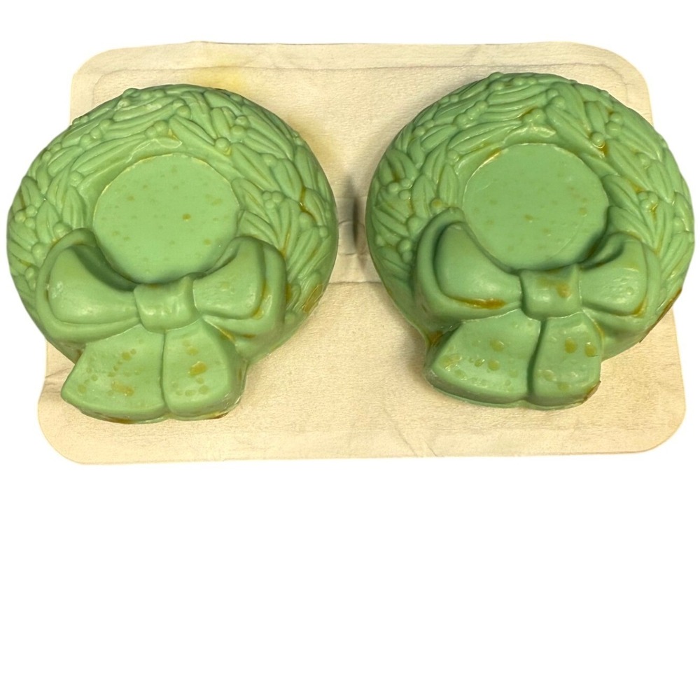 Vintage Avon Christmas Wreath Soap Lot of 2 Green Holiday Decor No Box